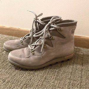 Sorel Booties Size 8.5